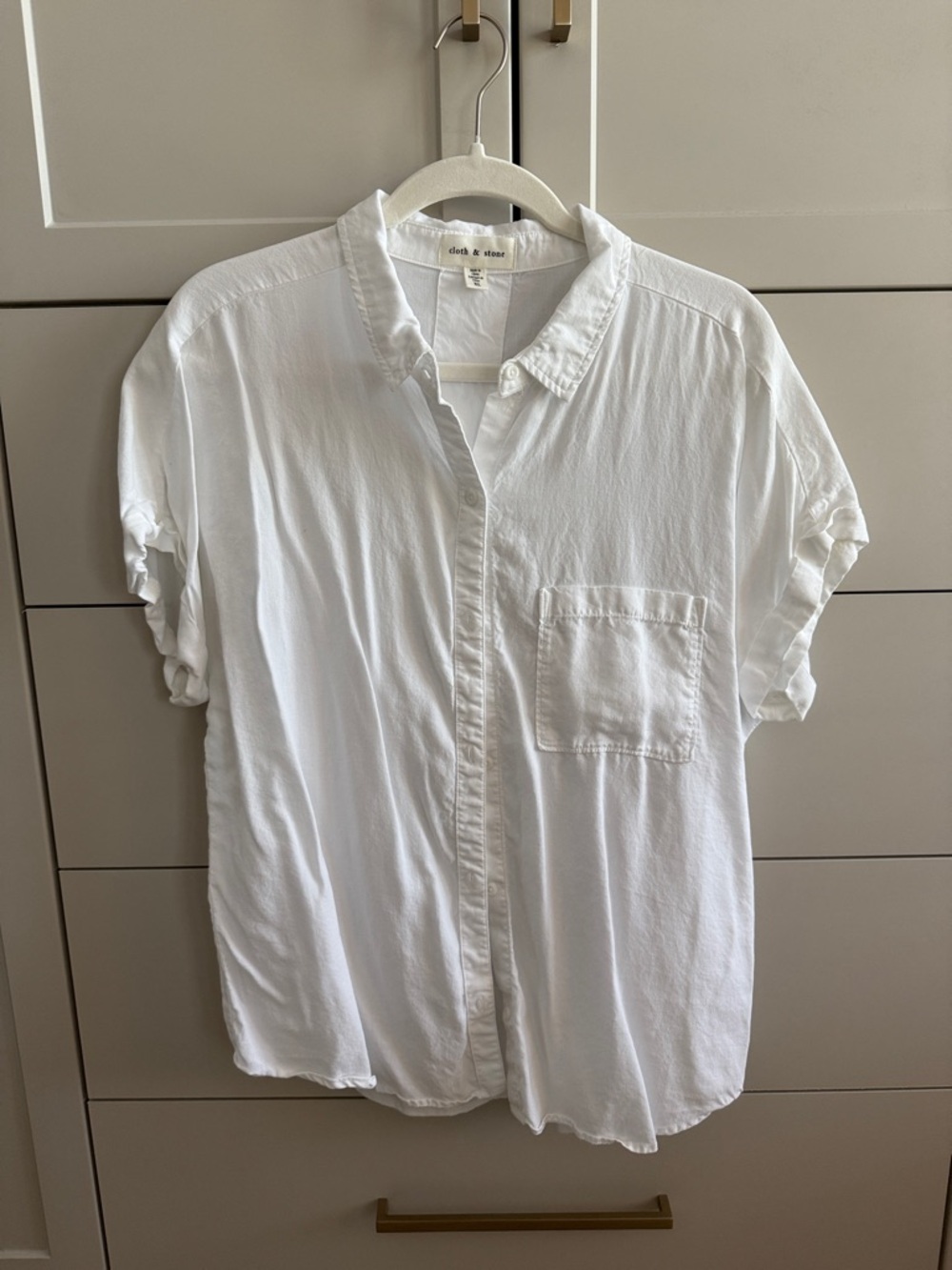 cloth & stone White Short-Sleeve Button-Down Pocket Shirt